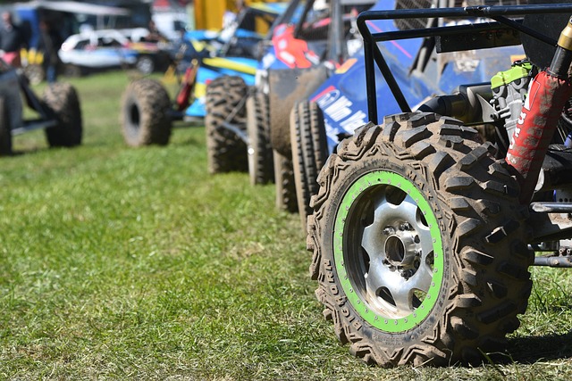 competitor analysis market benchmark tool